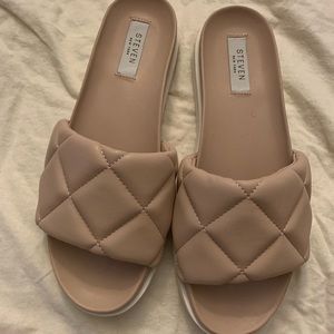 LAST CHANCE TO BUY!! Steve Madden 8.5